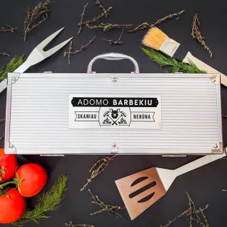XL Barbekiu rinkinys "Skaniau nebūna" su Jūsų pasirinktu vardu