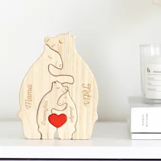 Medinė dėlionė "Keturių meškinų šeima" su jūsų pasirinktais vardais